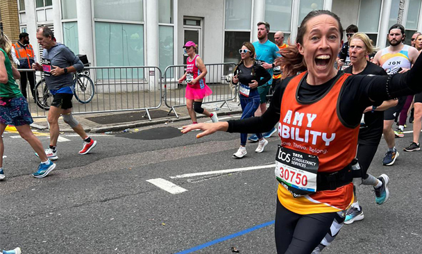 Image shows Primary Eyecare Services’ Clinical Lead, Dr. Amy Hughes in action, running the 2024 London Marathon.